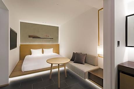 Superior Twin Room (1 Adult)