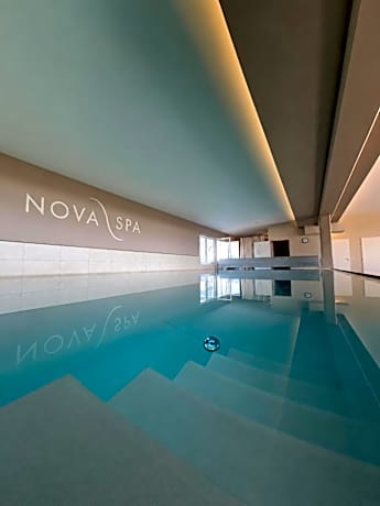 NOVAPARK Flugzeughotel Graz