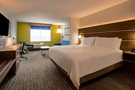 1 King Suite
