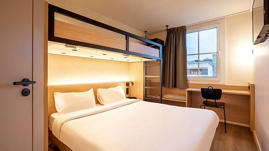 Kyriad ECO - Suresnes - La Defense