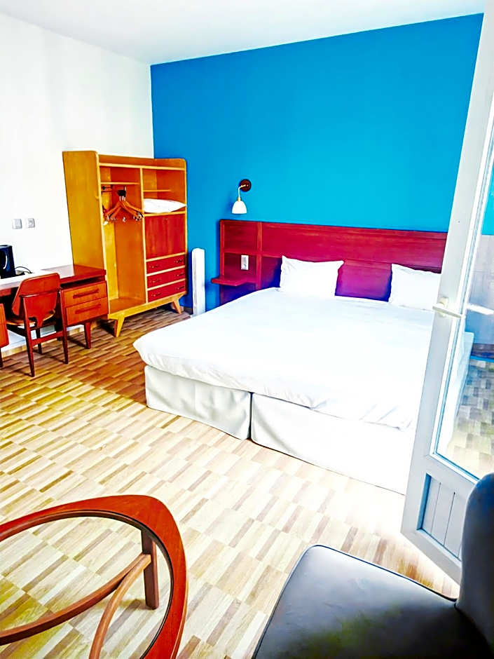 Photo 1 of 8 of Premium 1 Double Bed