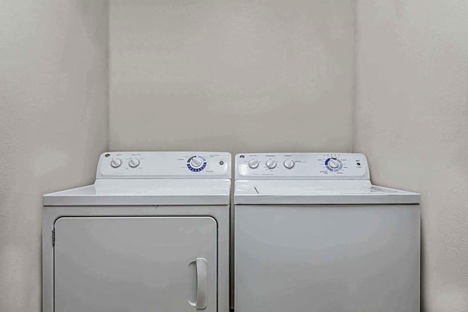 Super 8 by Wyndham Driggs