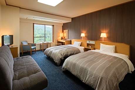 Twin Room with Extra Bed