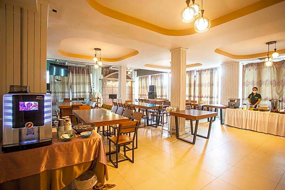 Pimpimarn Beach Hotel