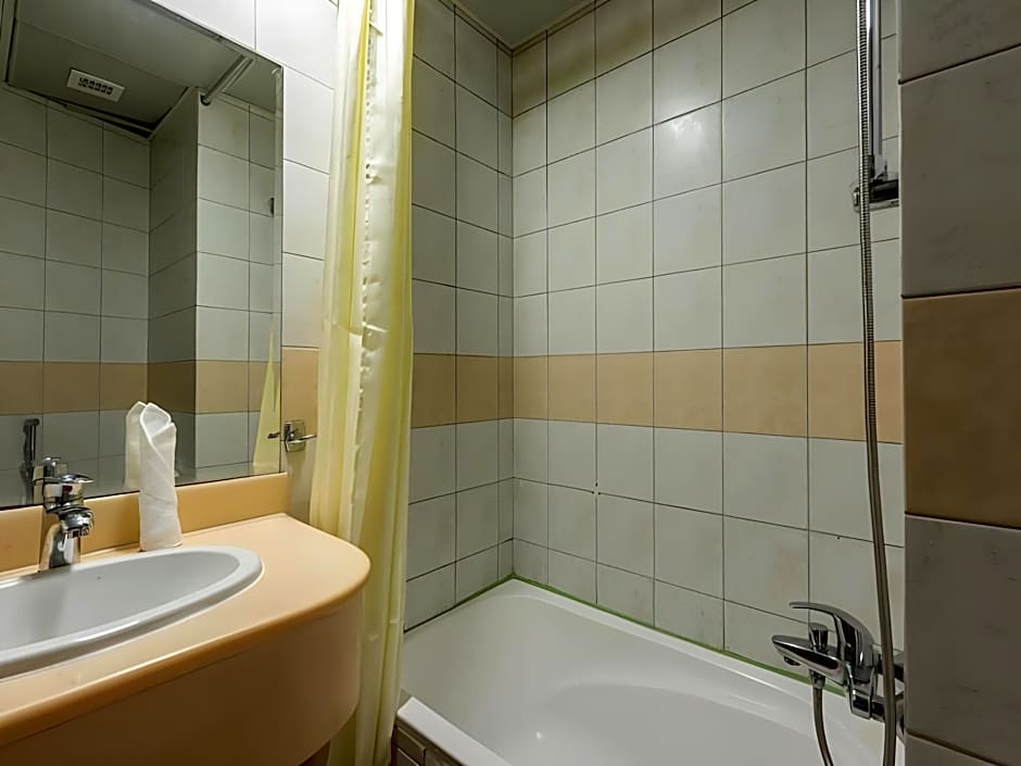 Grand Zowar Hotel