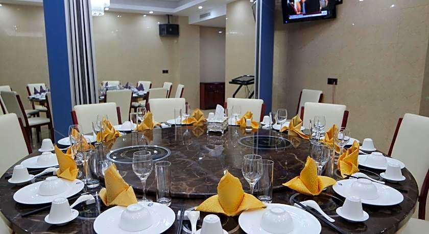 Kololo Courts Hotel And Restaurant