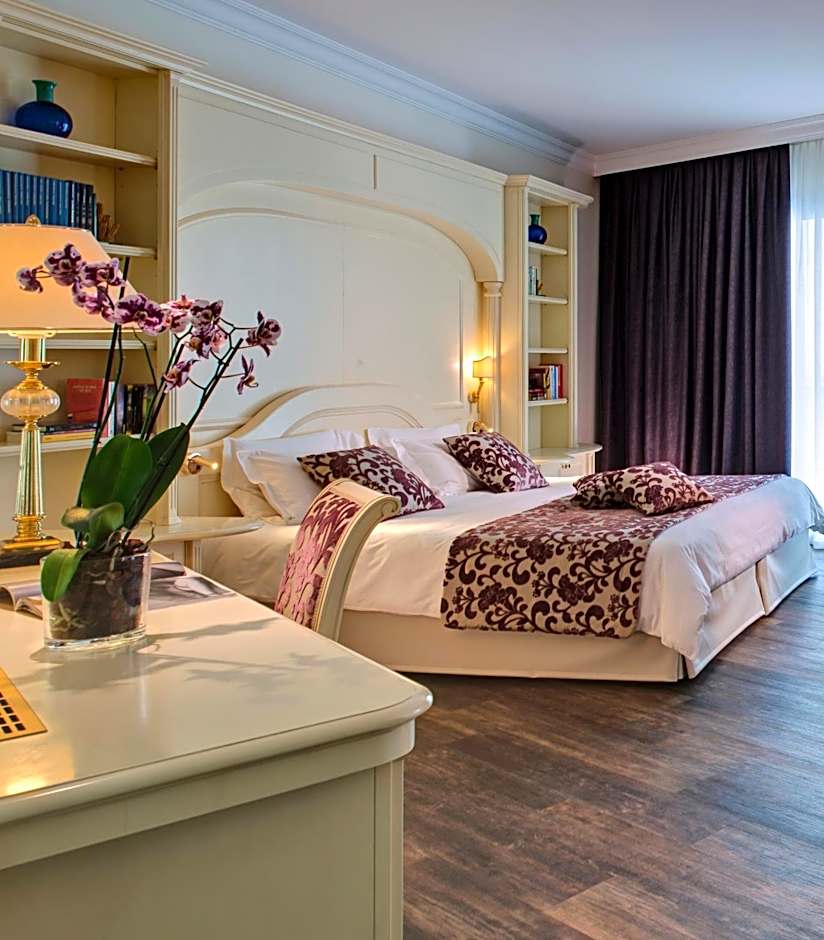 Tritone LUXURY HOTEL THERMAE & SPA