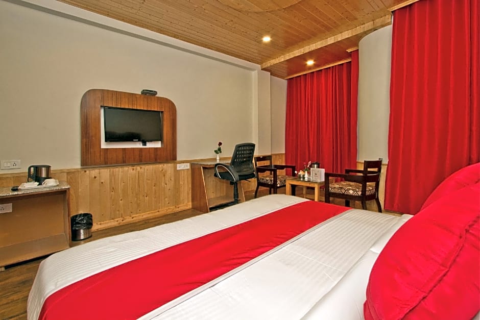 Sarthak Regency (Centrally Heated & Air cooled)