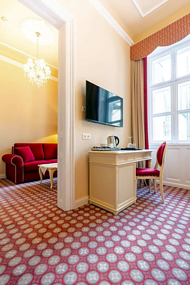 Aviano Boutique Hotel