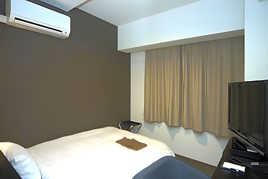New Station Hotel Premiere