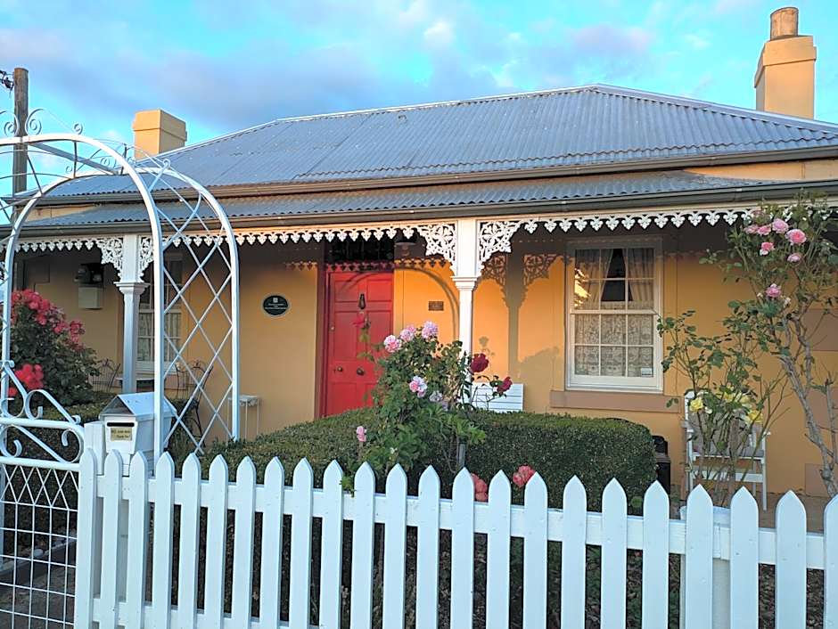 Bellamona Cottage Longford