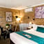 Kennedy Drive Boutique Motel & Nursery- Close To City Centre & Airport
