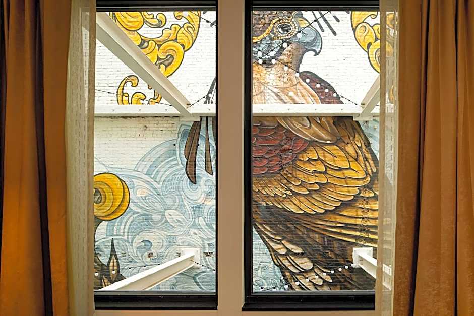 The Peregrine Omaha Downtown Curio Collection by Hilton