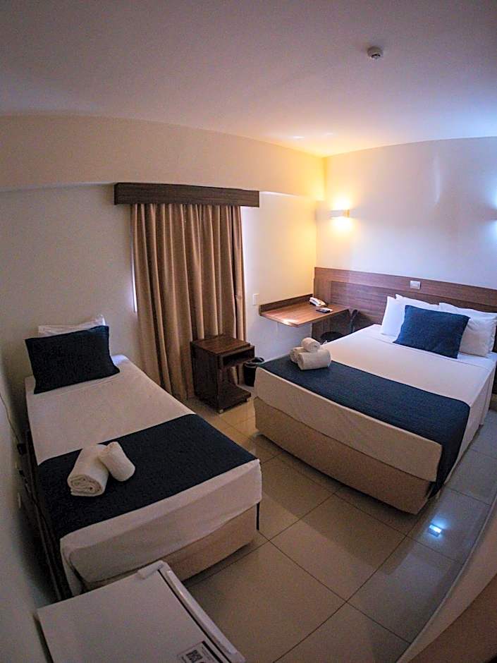 Ipe Center Hotel