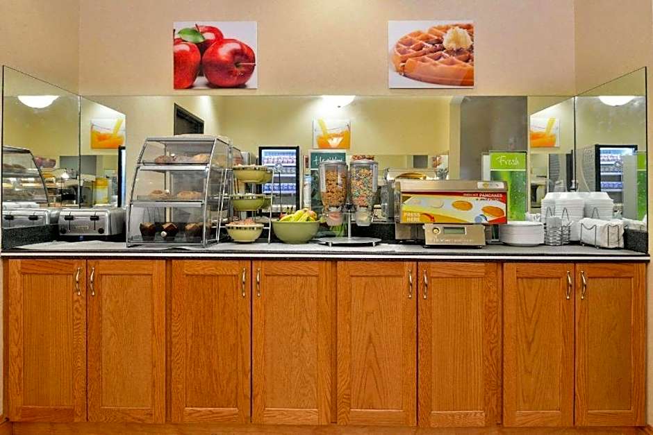 Quality Inn & Suites Jefferson City