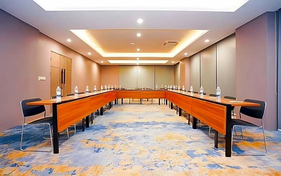 The Life Styles Hotel Surabaya
