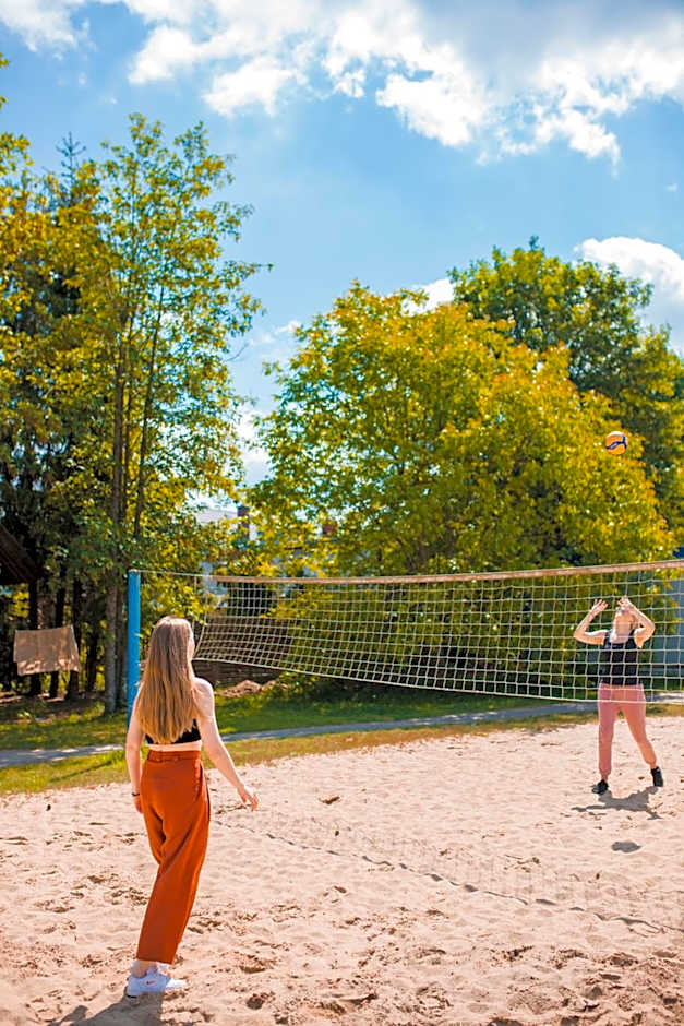 RiW Małe Swory - Domek pływający Houseboat i domki drewniane