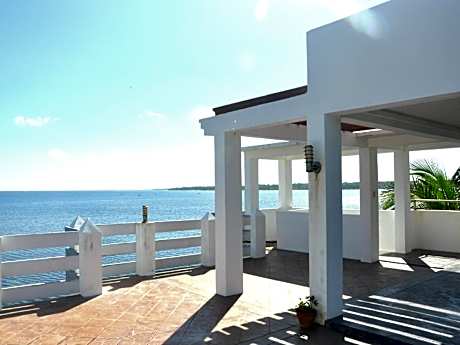 Casa Almarenzo Bed and Breakfast Resort