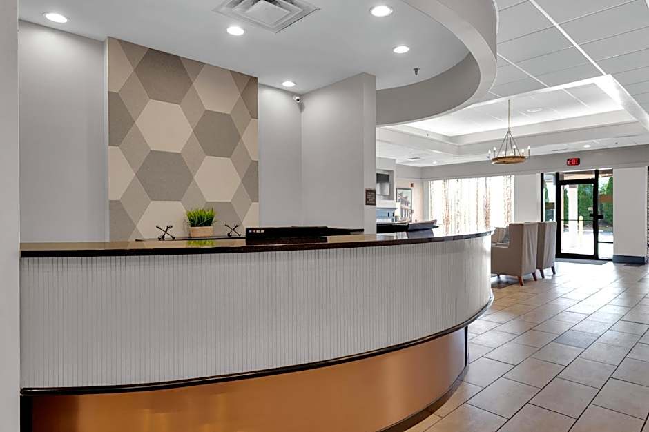 Best Western Plus The Charles Hotel