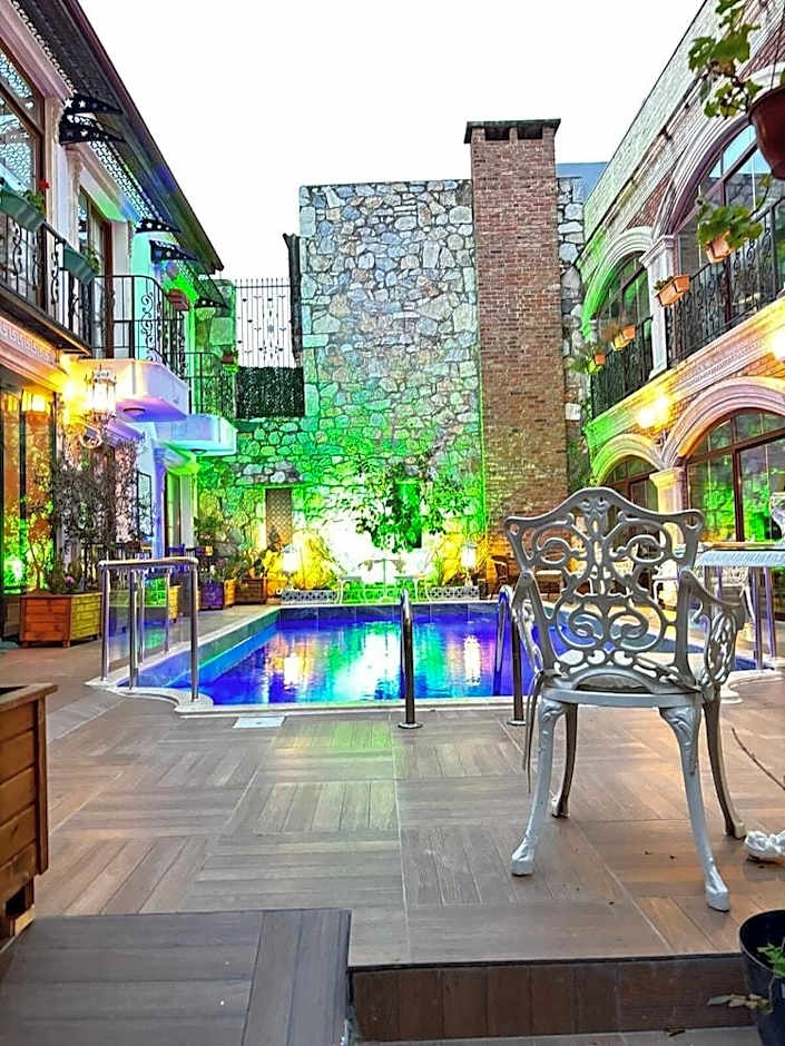 Saint John Hotel