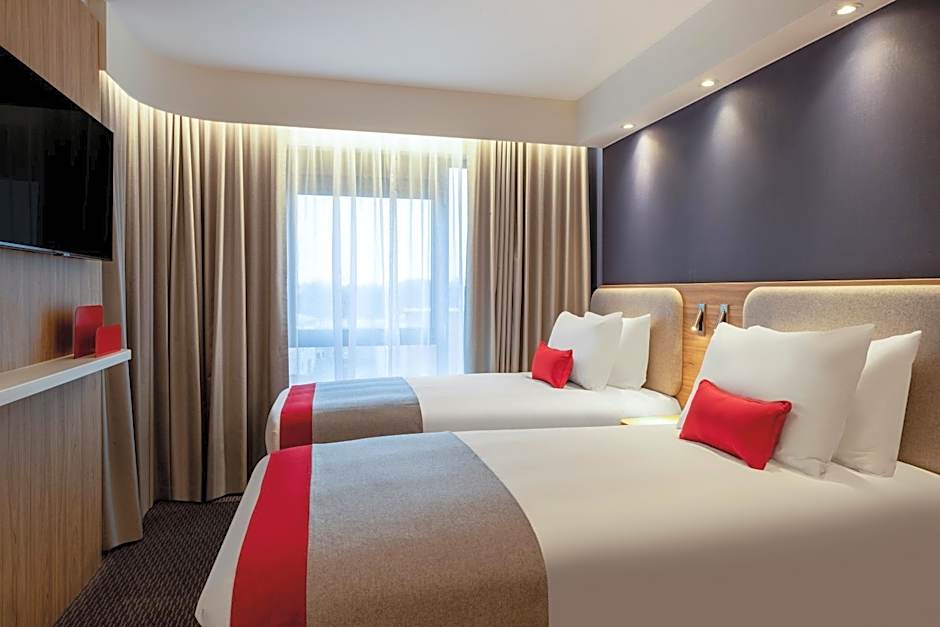 Holiday Inn Express - Cambridge West - Cambourne By IHG