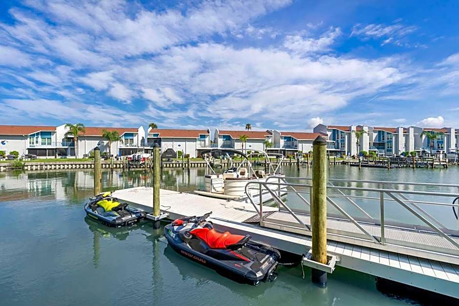 Cambria Hotel St Petersburg-Madeira Beach Marina