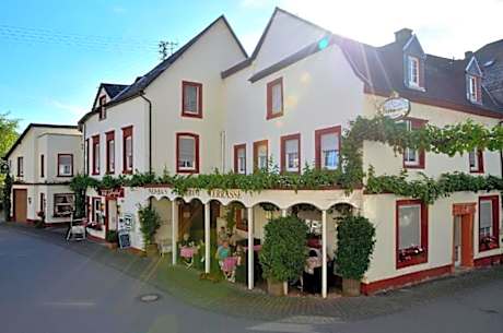 Weinhaus Hotel zum Josefshof