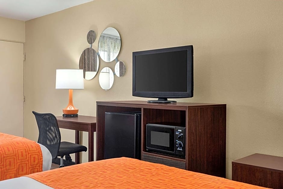 Howard Johnson by Wyndham Pigeon Forge
