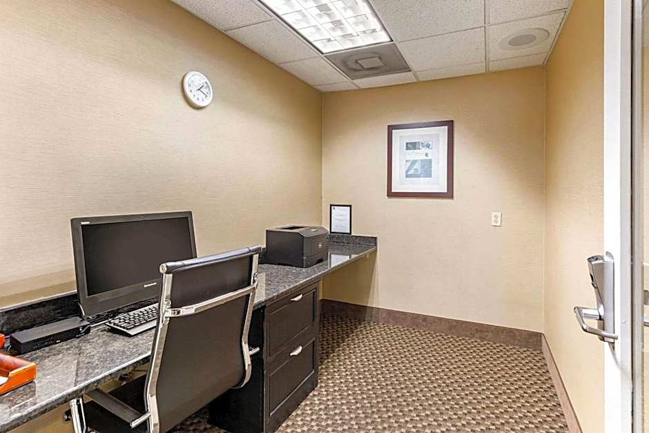 Comfort Suites Columbia Gateway