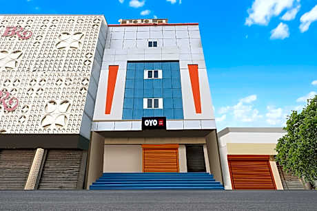 Super Hotel O 83167 Golden Key Inn