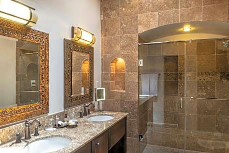 Presidential Suite, Bedroom 1: 1 King, Bedroom 2: 1 Queen, Fireplace