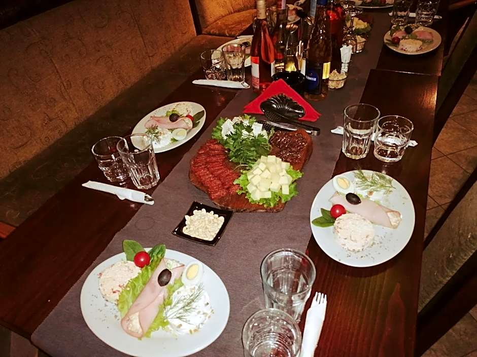 Discret Hotel & Restaurant