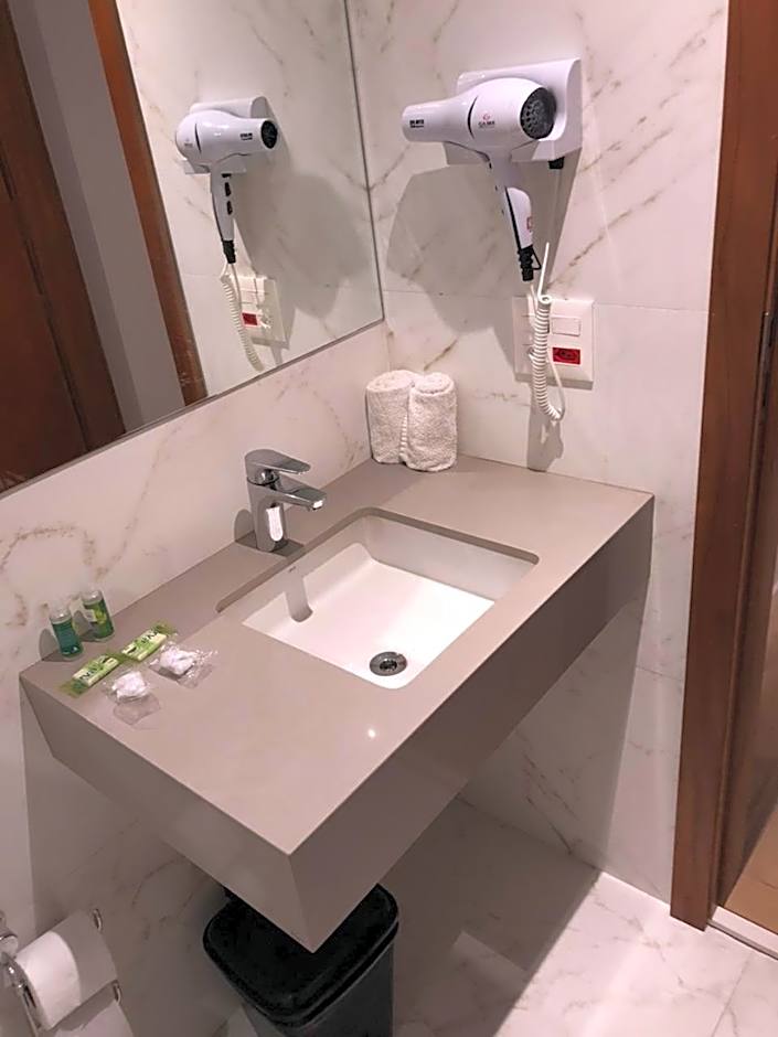 Regency Copacabana Hotel