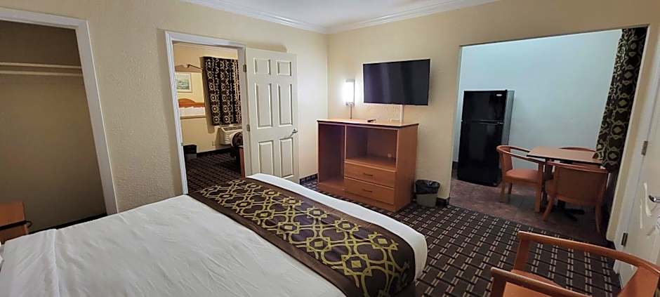 Riverside Inn & Suites Santa Cruz