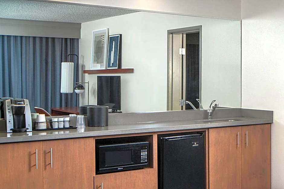 Courtyard by Marriott Covington / Mandeville