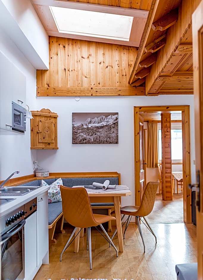 Landhaus & Ferienwohnungen Bergrast