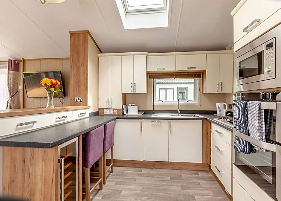 Andrewshayes Orchard Retreat