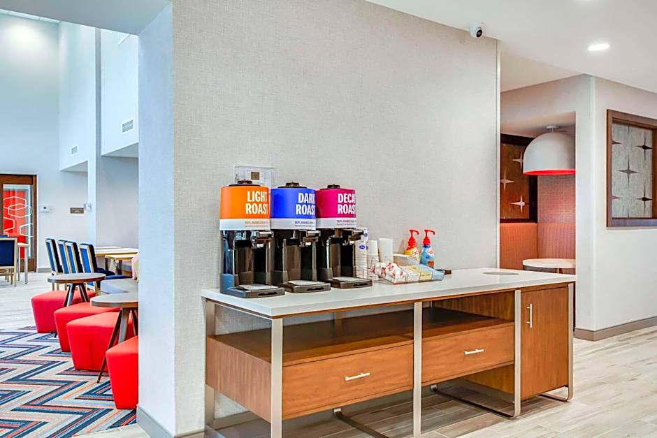 Hampton Inn & Suites By Hilton Louisville East Oxmoor
