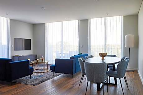 Astina Suites, Penrith