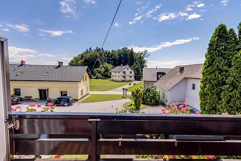 Rooms & Apartments Jana