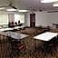 Brentwood Inn & Suites
