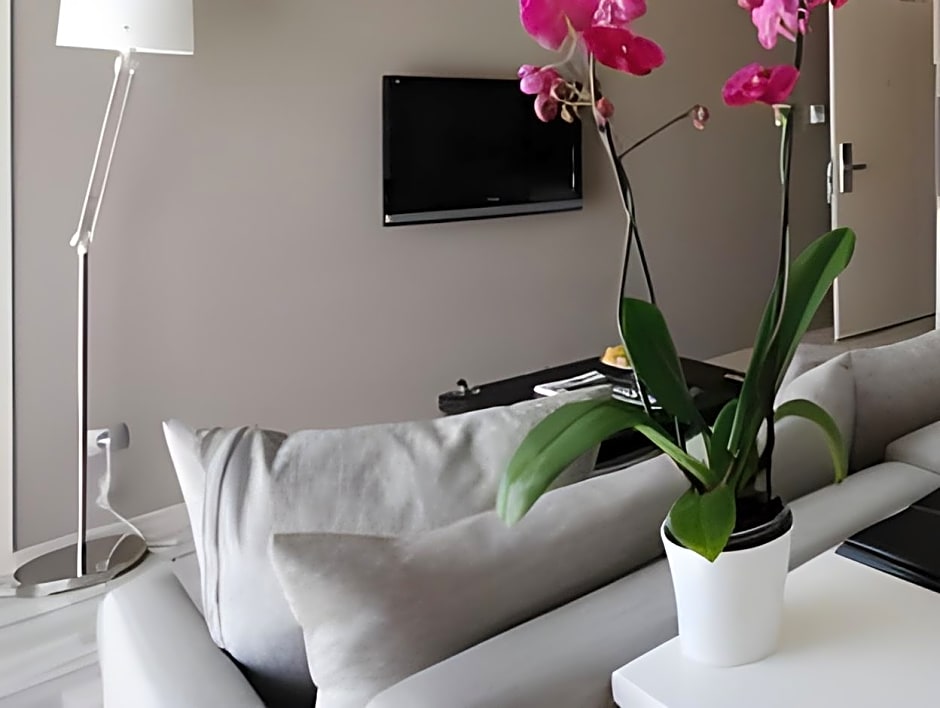 Home Stay Home Sisli