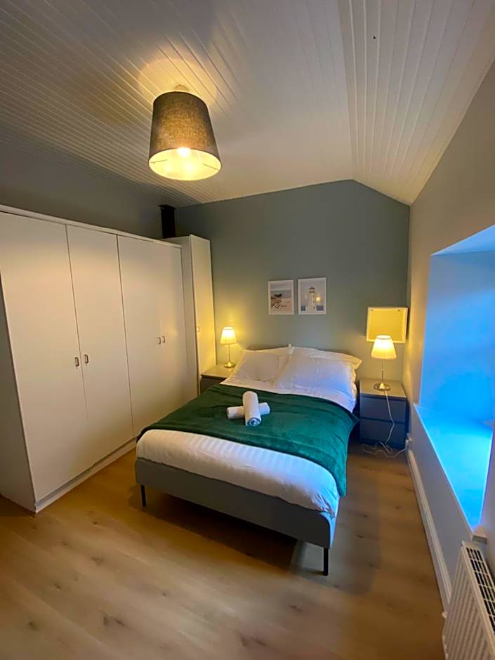 Newly Furnished 5 Bedroom Gem in Sligo