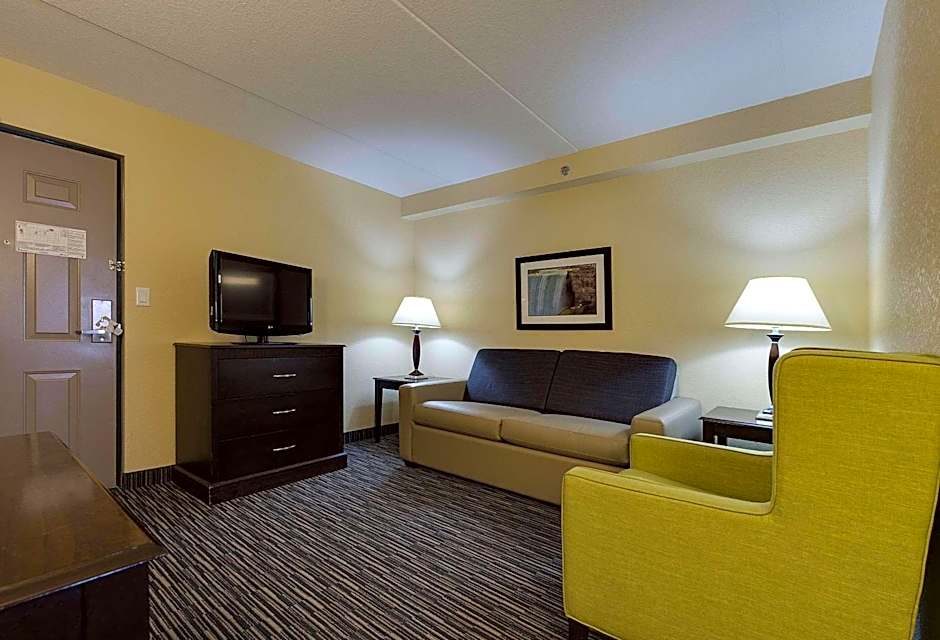 Country Inn & Suites by Radisson, Niagara Falls, ON