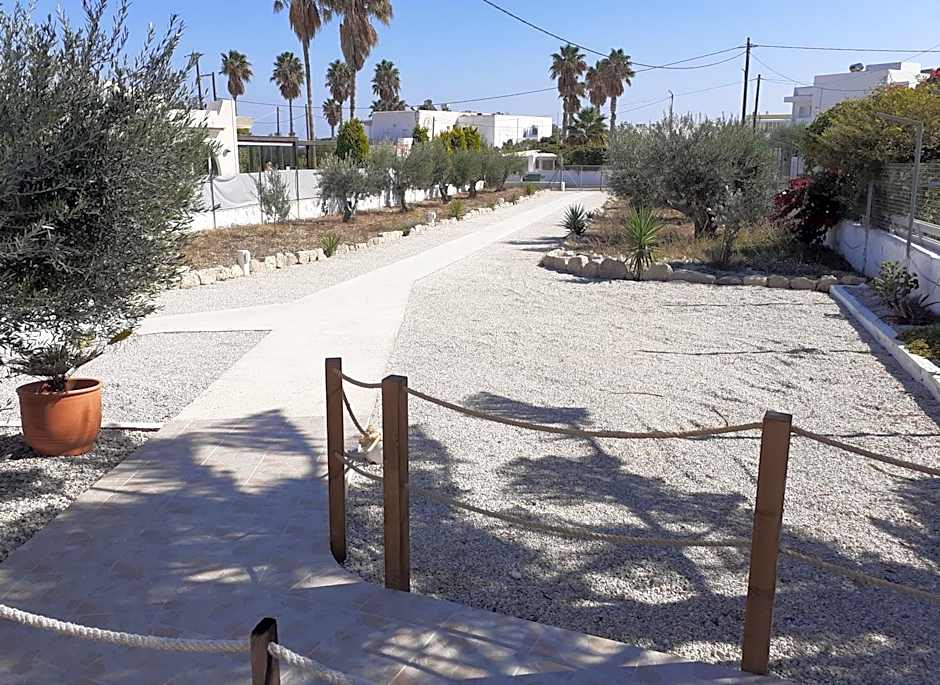 Delphini Studios - for the disabled