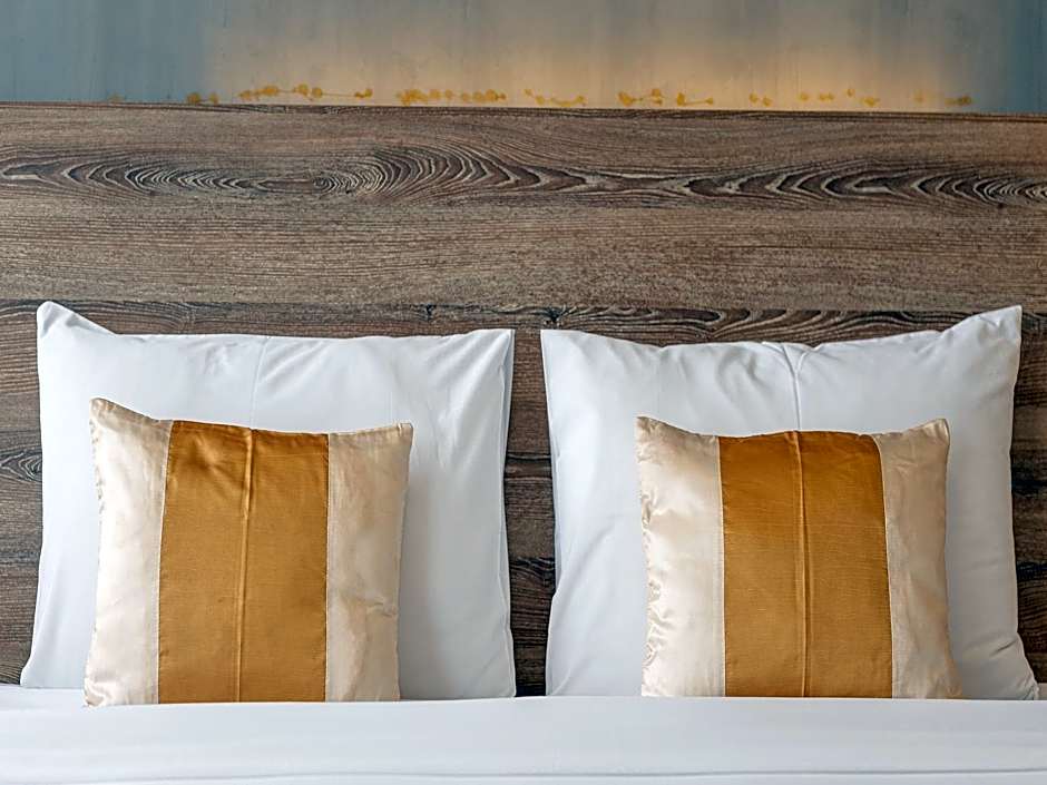 B2 Bangna Premier Hotel