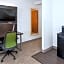 Holiday Inn Express Hotel & Suites Southfield - Detroit