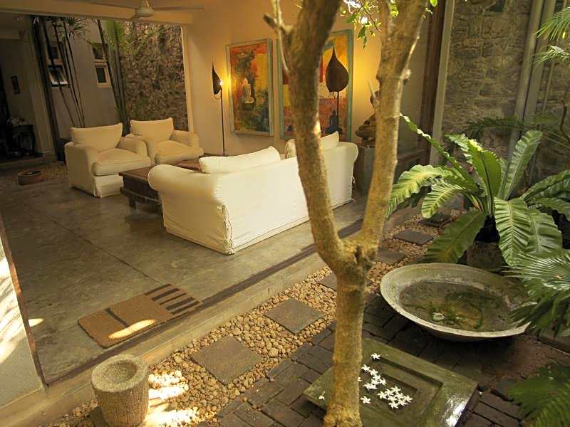 Mount Lodge Boutique Hotel