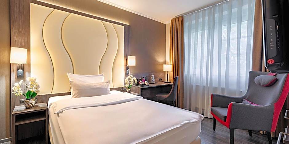 Best Western Hotel Schmoeker-Hof