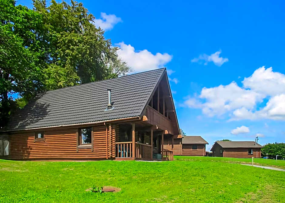 Pantglas Hall Lodges